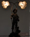 Duża stara lampa stołowa z figurką chłopca