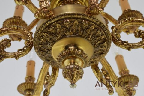 Bogaty żyrandol pałacowy. Stylowy chandelier mosiężny 12 ramienny. Antyki zamkowe.