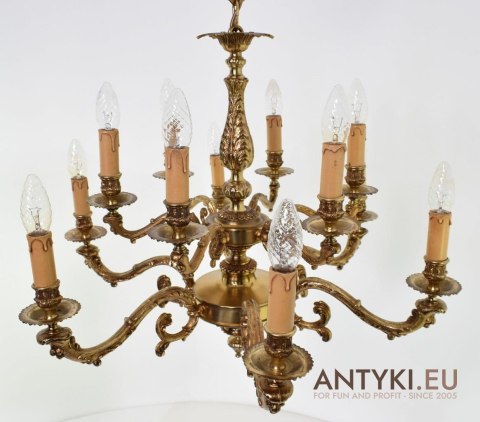 Bogaty żyrandol pałacowy. Stylowy chandelier mosiężny 12 ramienny. Antyki zamkowe.