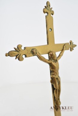 Stary cudowny krzyżyk pasyjka starodawna z Jezusem Chrystusem