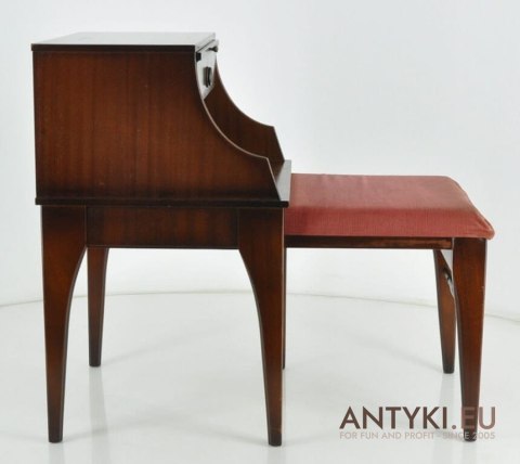 Stoliczek z krzeselkiem do telefonu. Styl Angielski Chesterfield. Antyk