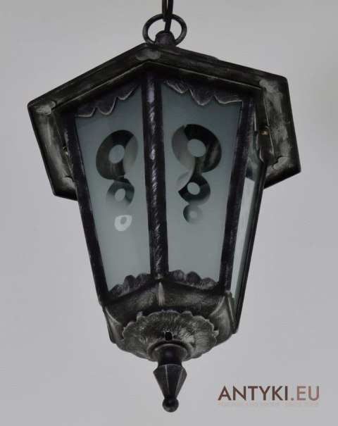 Wisząca lampa ogrodowa czarno srebrna lampka na zewnątrz w stylu retro vintage