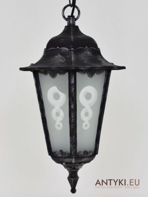 Wisząca lampa ogrodowa czarno srebrna lampka na zewnątrz w stylu retro vintage