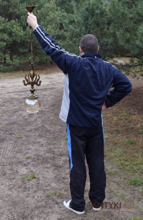 Zabytkowy zwis do dużego pokoju starodawna wisząca lampa sufitowa