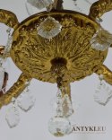 Złoty żyrandol z kryształami chandelier salonowy.
