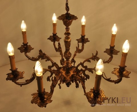 Żyrandol barokowy pałacowy. Antyk. Luksusowy chandelier do zamku pałacu. Barok rokoko.