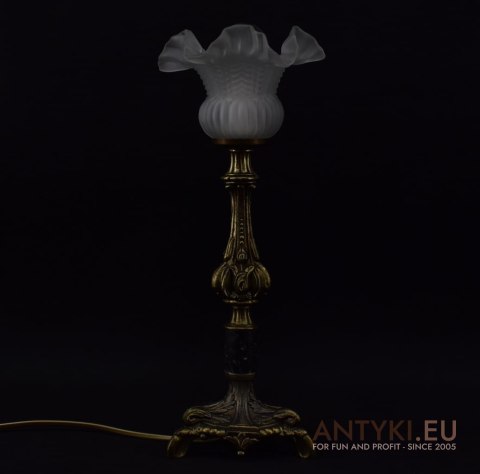 Unikatowa lampka stołowa. Antyczne lampy.