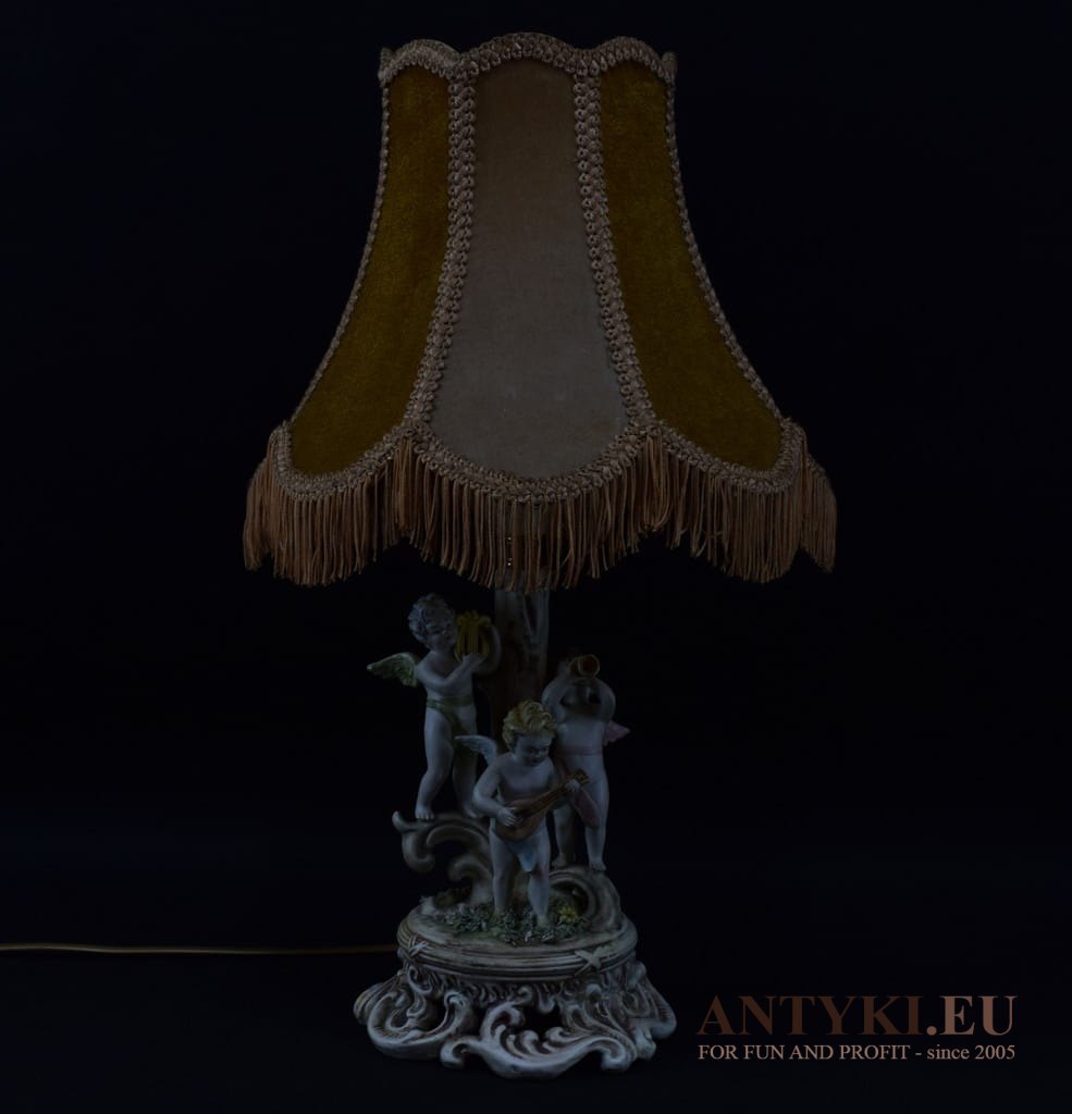 Oryginalna lampka rustykalna na stolik