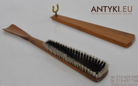 DUZA ZAWIESZANA SZCZOTKA DO UBRAN WKLADANIA BUTOW