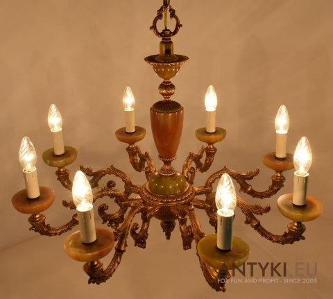 Antyczny żyrandol onyksowy do zamku. Pałacowy chandelier onyx.