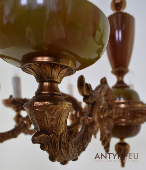 Antyczny żyrandol onyksowy do zamku. Pałacowy chandelier onyx.