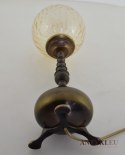 Zabytkowa lampka stołowa w stylu Chippendale. Lampy retro vintage.