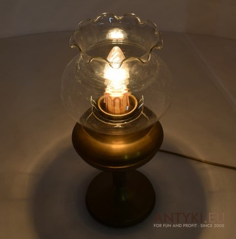 Zabytkowa lampa stołowa mosiężna. Lampy retro vintage.