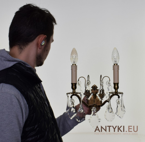 antyki koneser