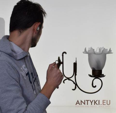 antyki koneser