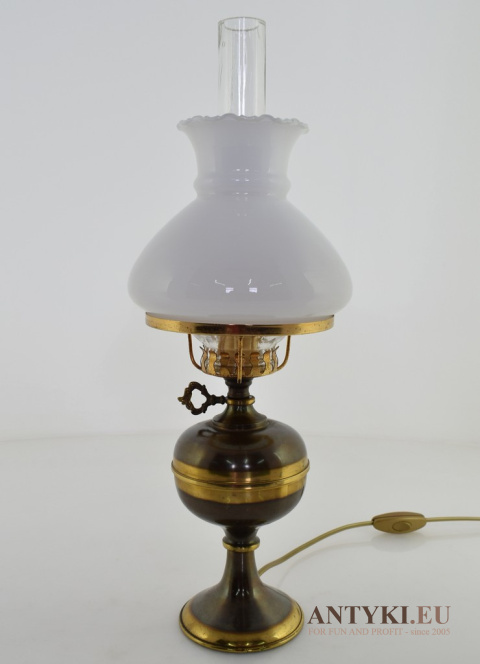 lampa chippendale