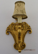 złota stylowa lampa ścienna