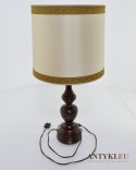 gabinetowa lampa na stolik