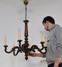 100 letni żyrandol eklektyczny ręcznie rzeźbiony. Lampy vintage.