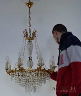 Antyczny żyrandol kryształowy Swarovski do salonu pałacowego. 12 żarówek.