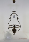 klasyczna lampa z dawnych lat