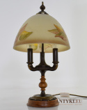 starodawna lampa stołowa