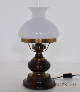 Rustyk retro ciemnobrązowa lampa stołowa do gabinetu.