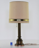 stara stylowa lampa mosiężna z abażurem