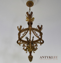 XL duży pałacowy żyrandol mosiężny z połowy XX wieku. Antyczne lampy