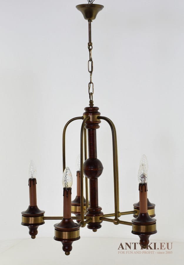 Elegancki żyrandol do gabinetu w angielskim stylu Chesterfield lampa sufitowa