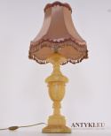 rzeźbione alabastrowe lampy antyczne