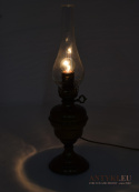 antyczna lampa naftowa