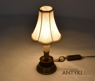 Malutka Lampka Nocna w Stylu Vintage z Francji - Nostalgiczne Oświetlenie