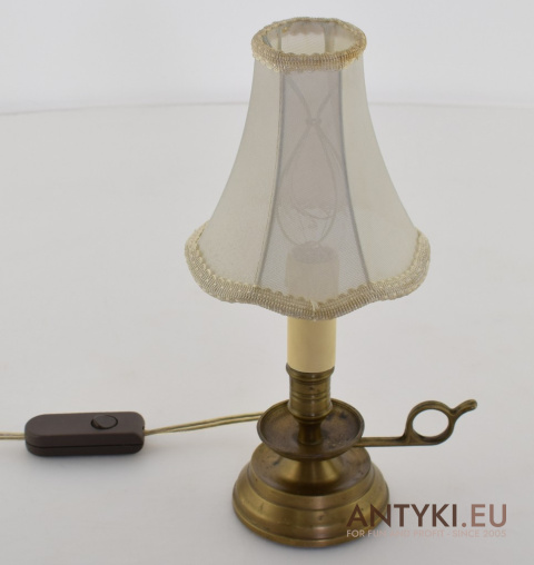 Malutka Lampka Nocna w Stylu Vintage z Francji - Nostalgiczne Oświetlenie