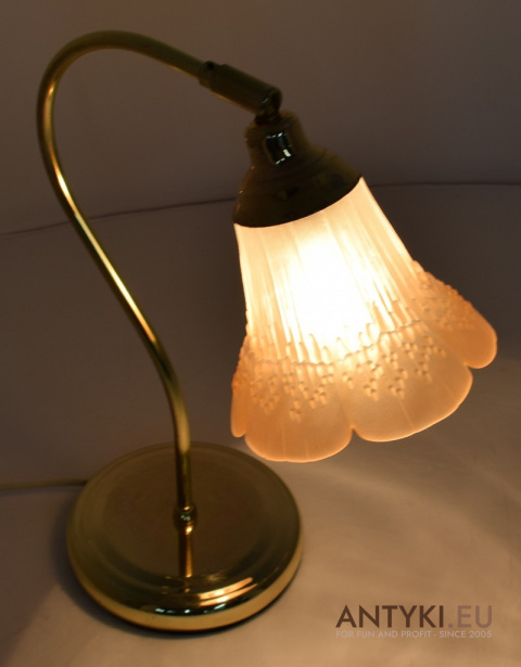 Stara Lampa Stołowa z Ruchomym Kloszem Szklanym - Oświetlenie Rustykalne