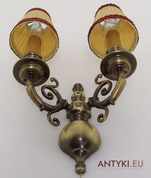 Oryginalne lampy ścienne vintage do przedpokoju