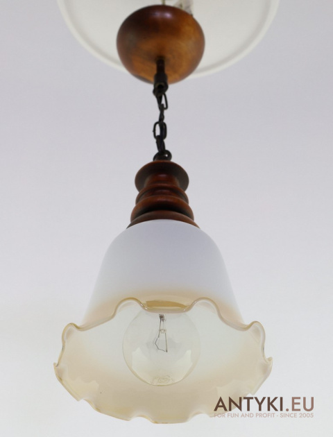 Rustykalna lampa sufitowa