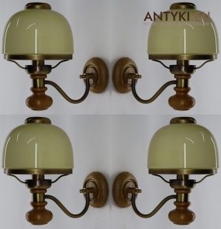 Duże rustykalne kinkiety ścienne – elegancja w stylu cottagecore