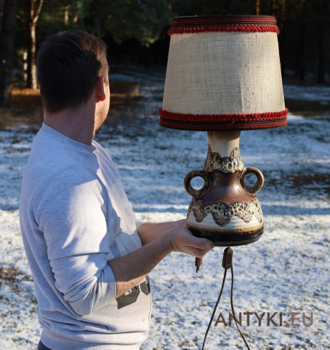 XL – Duża lampa stołowa w nostalgicznej stylistyce retro – wyjątkowa dekoracja do salonu lub gabinetu