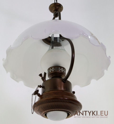 lampa retro nad stolik kawowy