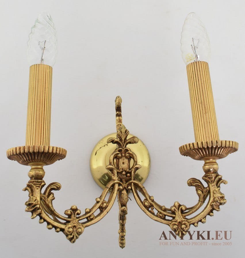 Kinkiety mosiężne starodawne lampki ścienne w rustykalnym dworkowym stylu