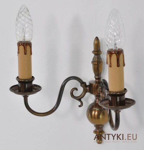 Klasyczny kinkiet rustykalny. Lampa do pająka.