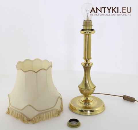 starodawna stylowa lampka gabinetowa