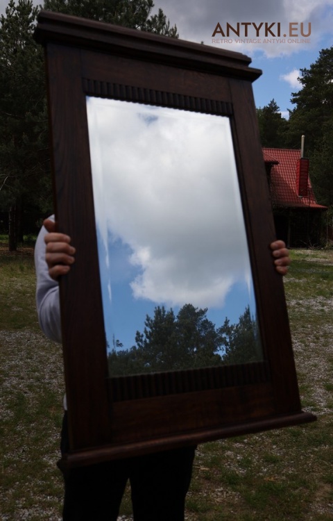 antyczne lustro ścienne z drewna
