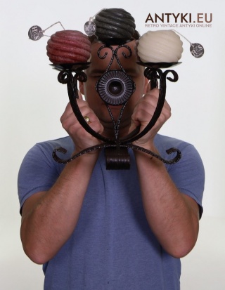 Dekoracyjny świecznik z kutego żelaza – unikat w stylu rustykalnym z kolekcji Home & Styling Collection