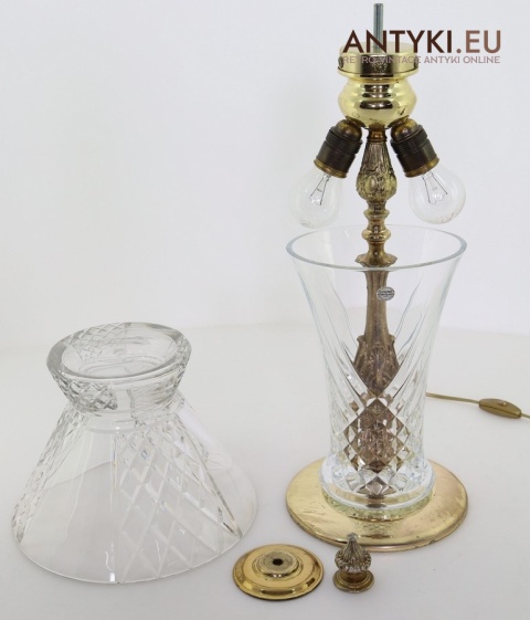 francuski design lampy stołowej kryształowej