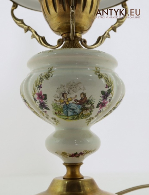 romantyczna lampa stołowa vintage