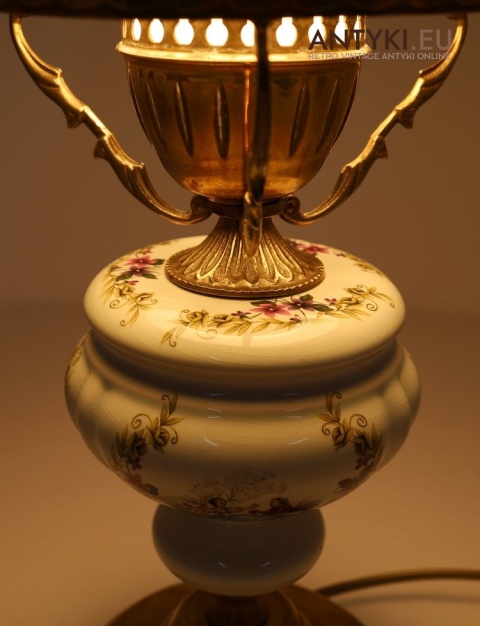 lampa stołowa romantyczna