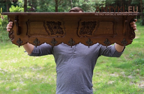 stary wieszak ścienny z litego dębu