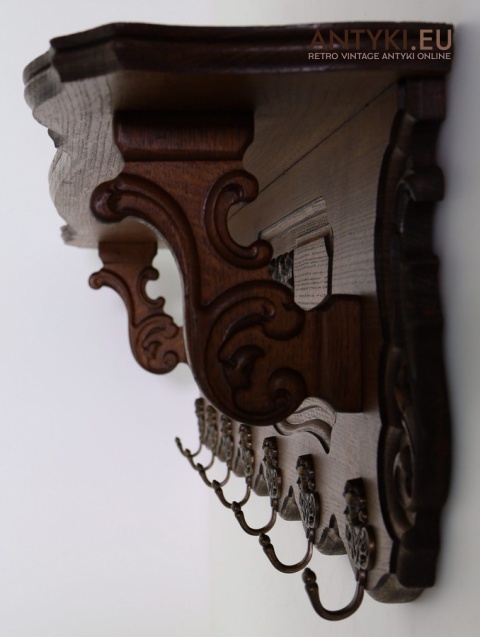 zabytkowy wieszak do przedpokoju